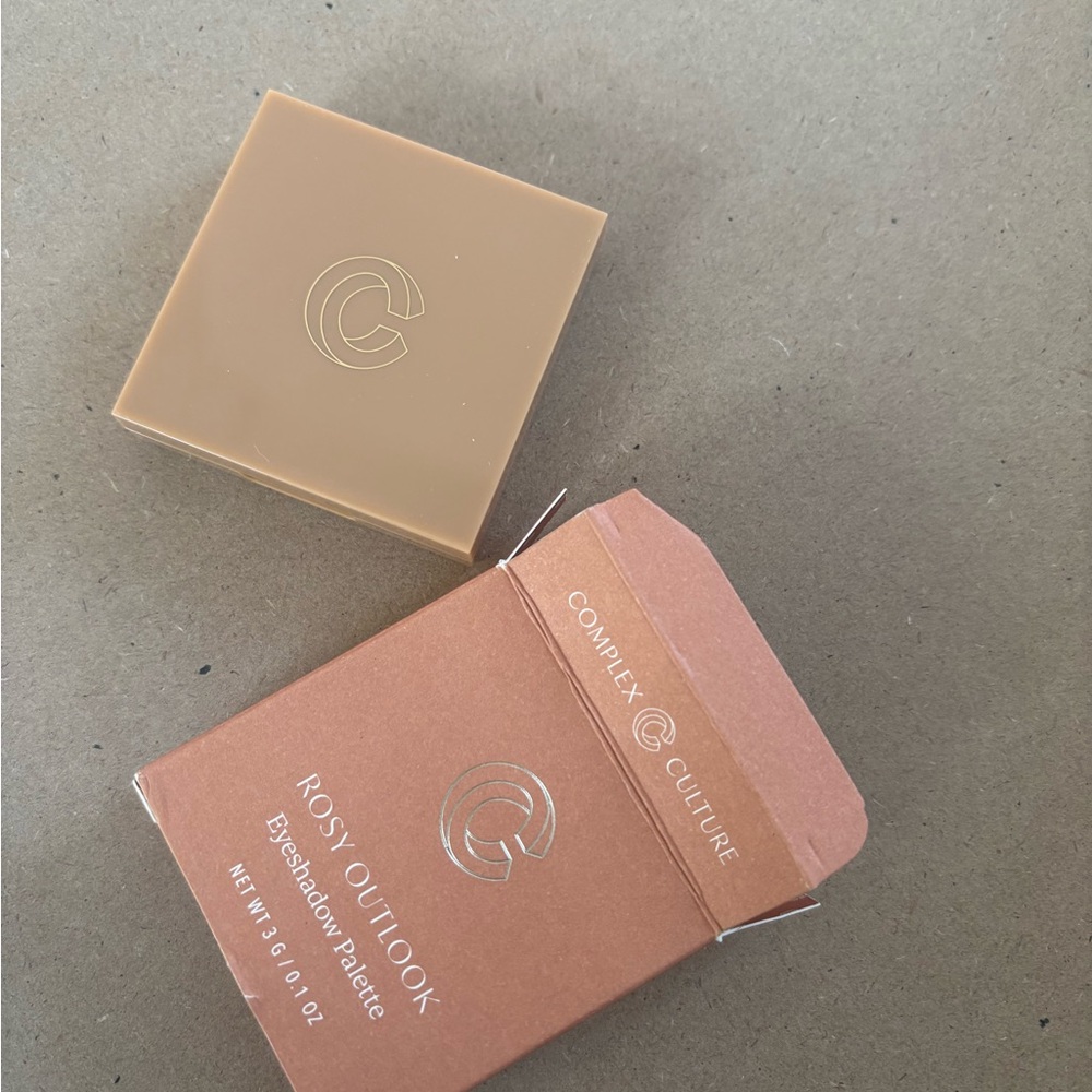 Complex Culture Rosy Outlook Eyeshadow Palette